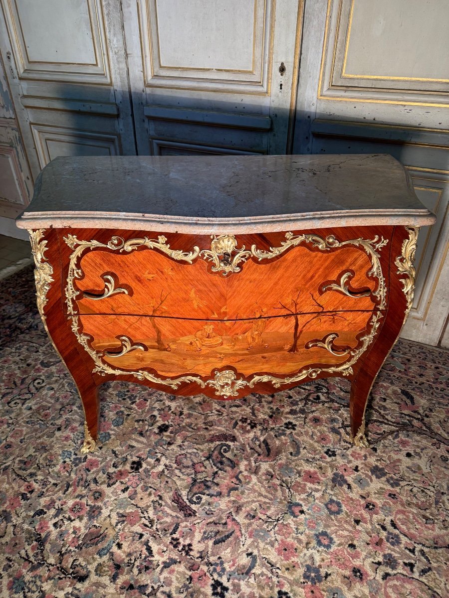 Louis XV Style Chest Of Drawers With Chinese Decor And Fine Bronzes-photo-2