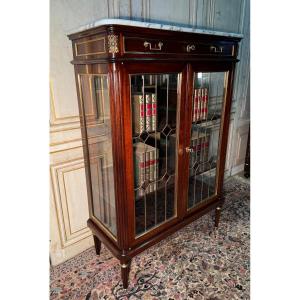 Vitrine De Style Louis XVI En Acajou 