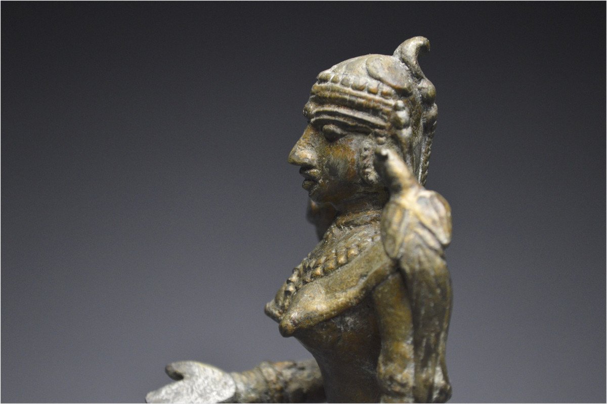 Inde, XIXème siècle, Statuette en bronze représentant Lakshmi-photo-4