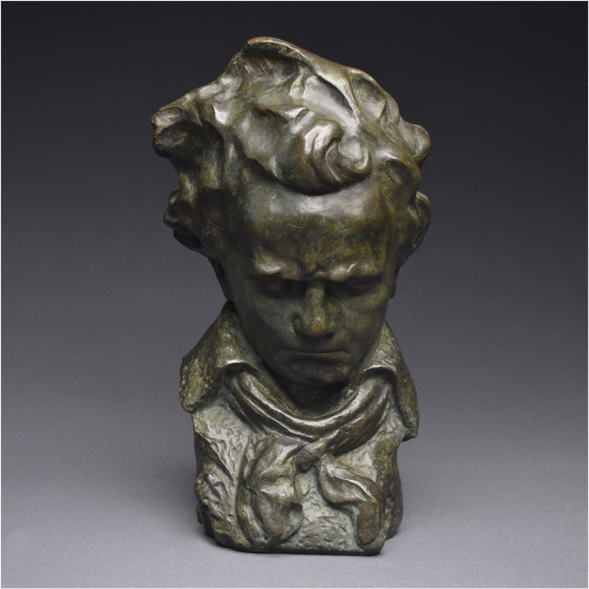 French School, Late 19th - Early 20th Century, Important Bust Representation Of Ludwig Van Beethoven, Bronze With Green Patina-photo-2