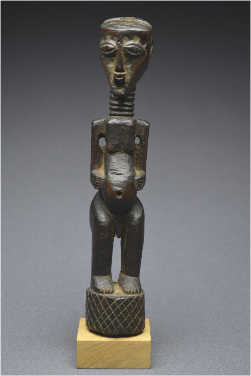 Democratic Republic Of Congo (formerly Zaire), Songye People, Mid-20th Century, Ancient Anthropomorphic Fetish With Dark Patina-photo-3