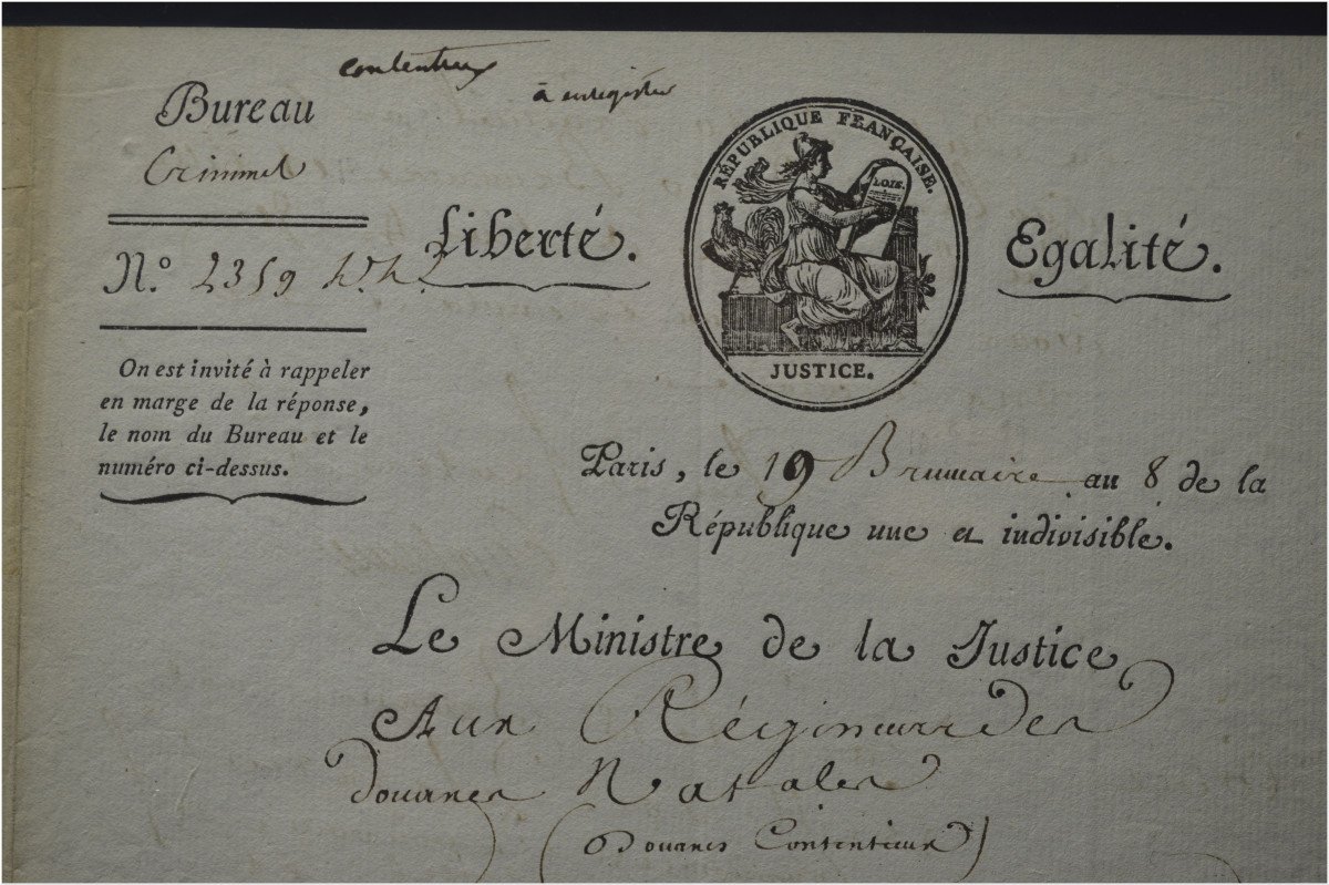  Révolution Française, Fin du XVIIIème siècle, Rare circulaire manuscrite du Ministre de la Justice Cambacérès sur l’interdiction des marchandises anglaises, Datée du 19 Brumaire de l’An VIII au lendemain du coup d’État de Bonaparte-photo-2