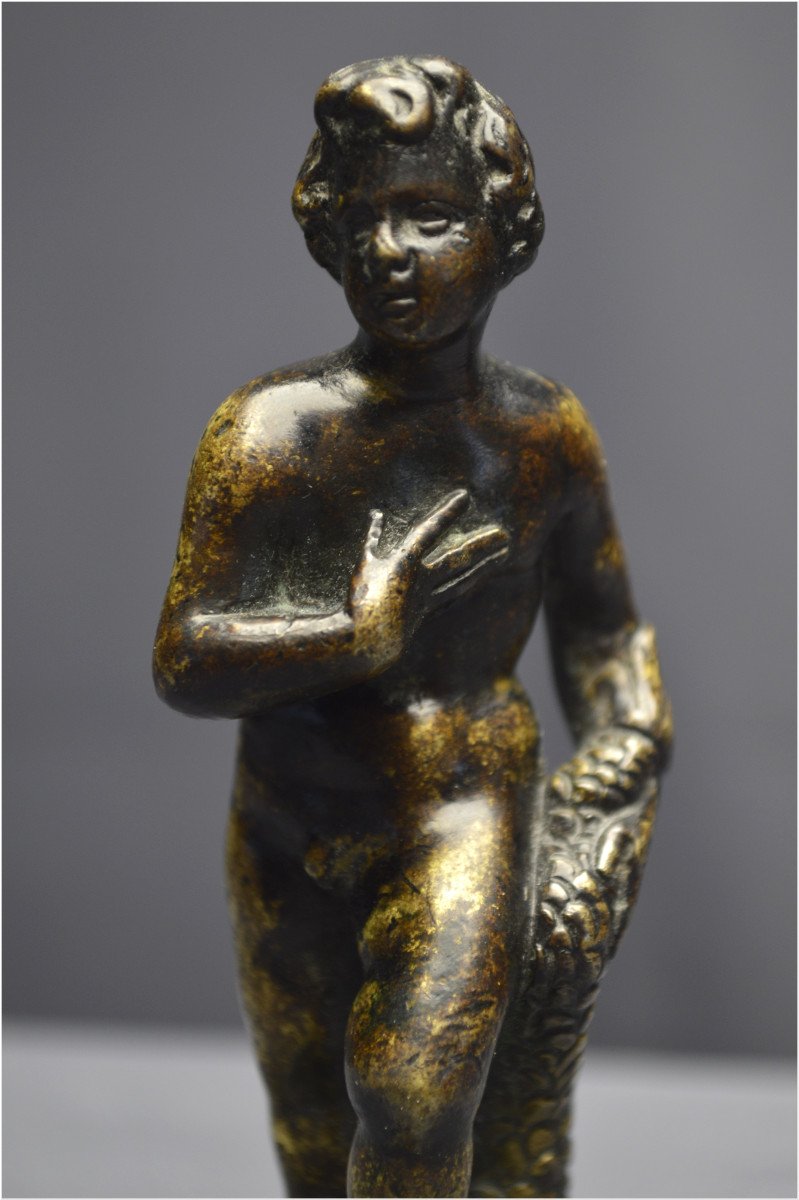 Italie, Époque Renaissance, XVIème siècle, Statuette en bronze représentant un jeune homme au dauphin-photo-3