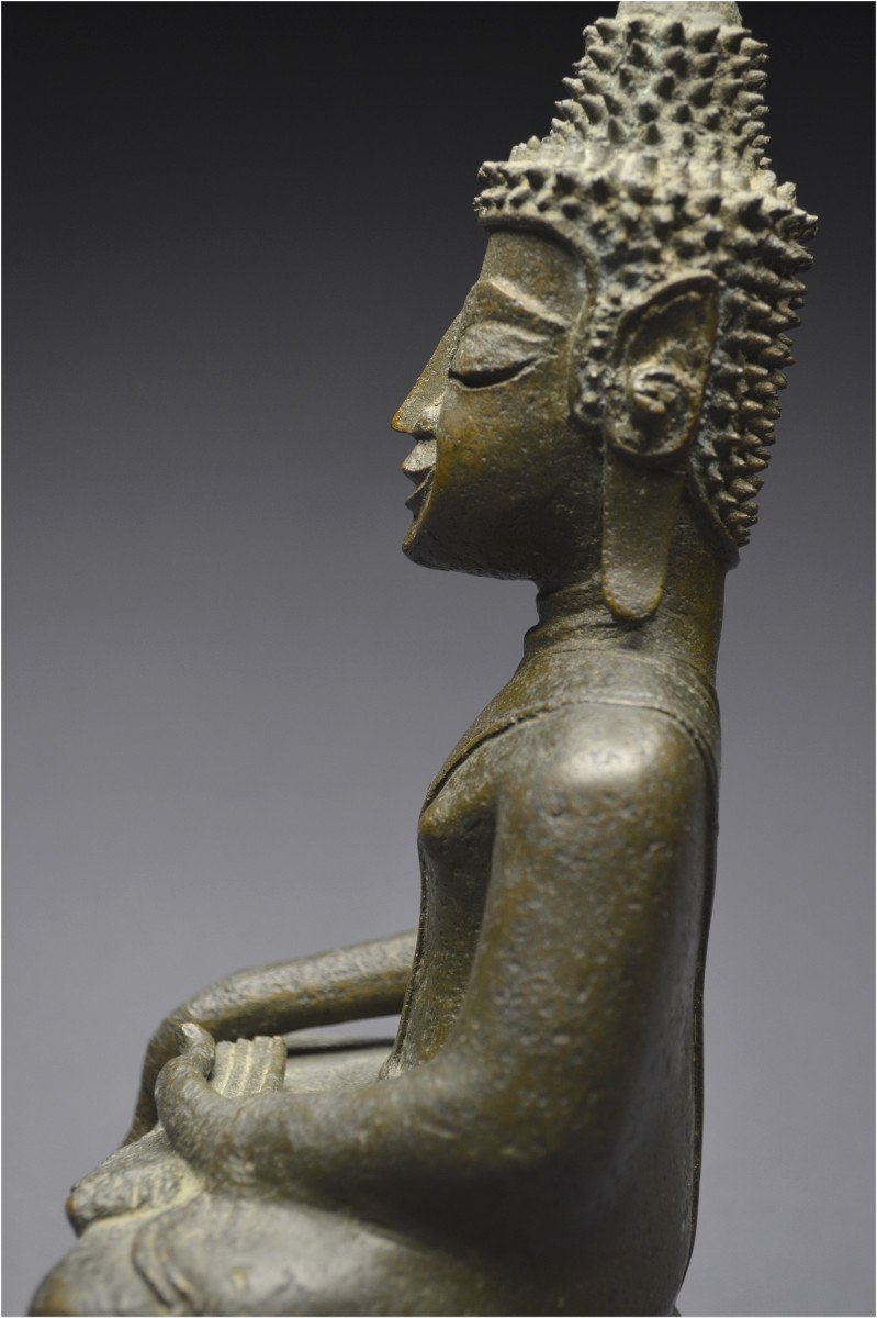 Laos, XVIIIème-XIXème siècle, Bouddha Maravijaya en bronze à patine verte-photo-8