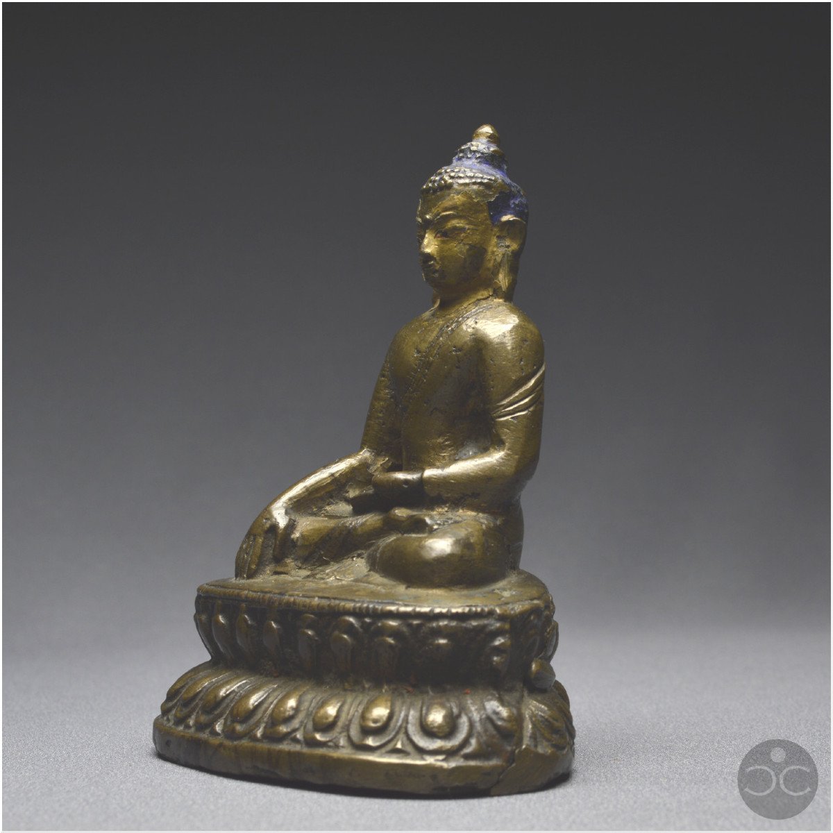 Tibet occidental, XIIIème-XIVème siècle, Représentation de Bouddha en bronze à patine brune-photo-2