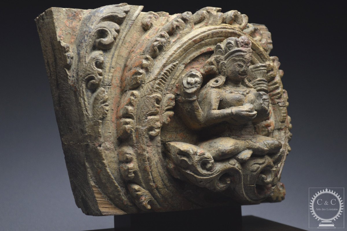 Nepal-kathmandu Valley, 14th-15th Century, High Relief Sculpture Representing Vaishnavi-photo-3