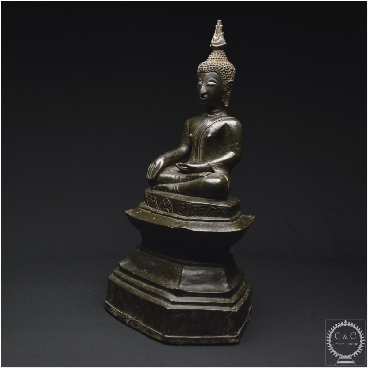 Laos, XVIIème - XVIIIème siècle, Important Bouddha Maravijaya en bronze massif à patine brune-photo-2