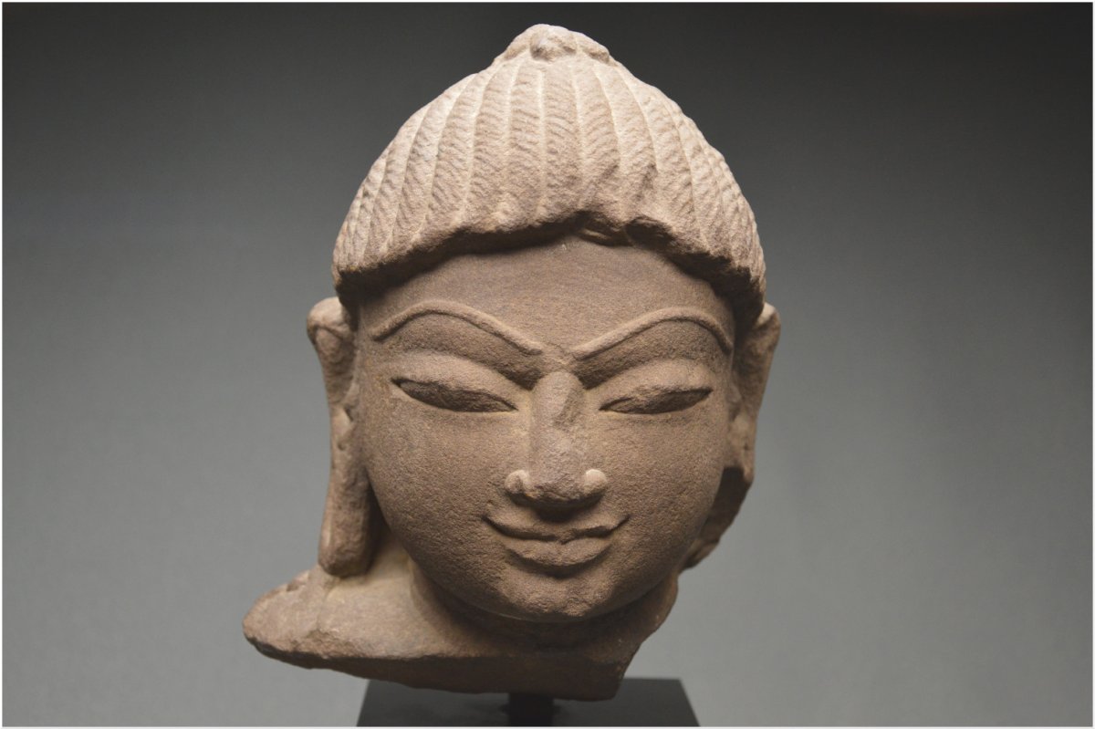 India, 10th - 13th Century, Jain Culture, Important Sandstone Head Of Tirthankara-photo-3