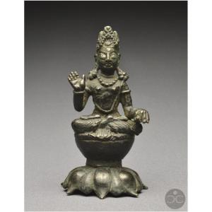 Région Himalaya, VIIème - VIIIème siècle, Représentation du Bouddha du futur, Bronze et argent 