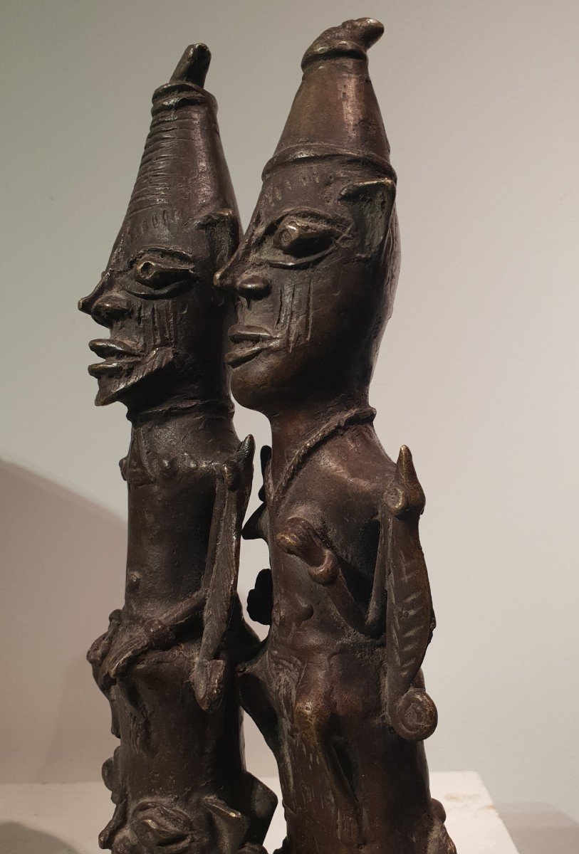 Pair Of Yoruba Edan In Bronze, 20th Century 