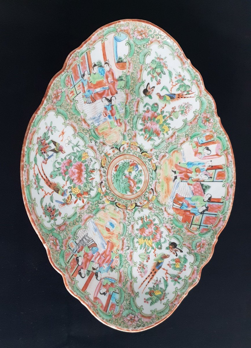 Large Canton Porcelain Bowl, Famille Verte, 19th Century 