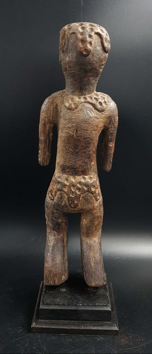 Vere Statue, Nigeria-photo-3