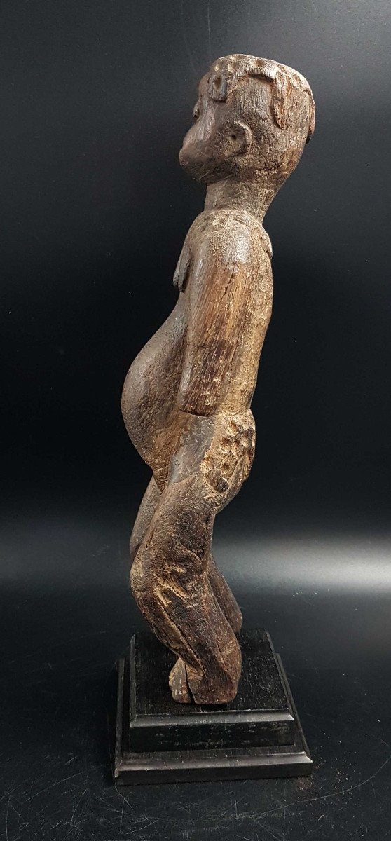 Vere Statue, Nigeria-photo-4