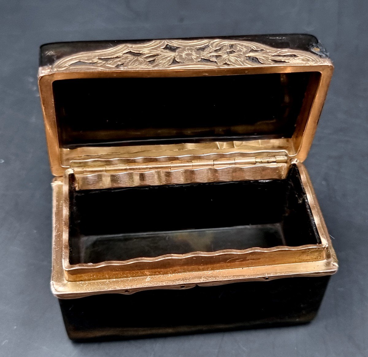 Rectangular Box 18th Century Gold Trim And 3 Tone Gold Inlays -photo-3