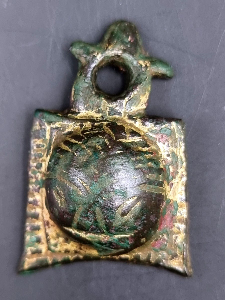 Human Head Pendant In Relief In Gilt Bronze 14th Century Middle Ages Medieval Period 