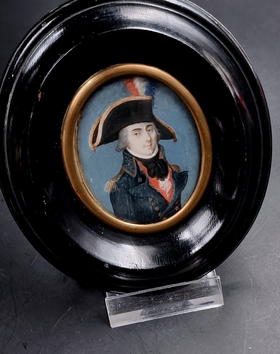 Rare Miniature d'Un Général Français d'époque Révolutionnaire Uniforme  Bicorne Couleurs Nation-photo-3