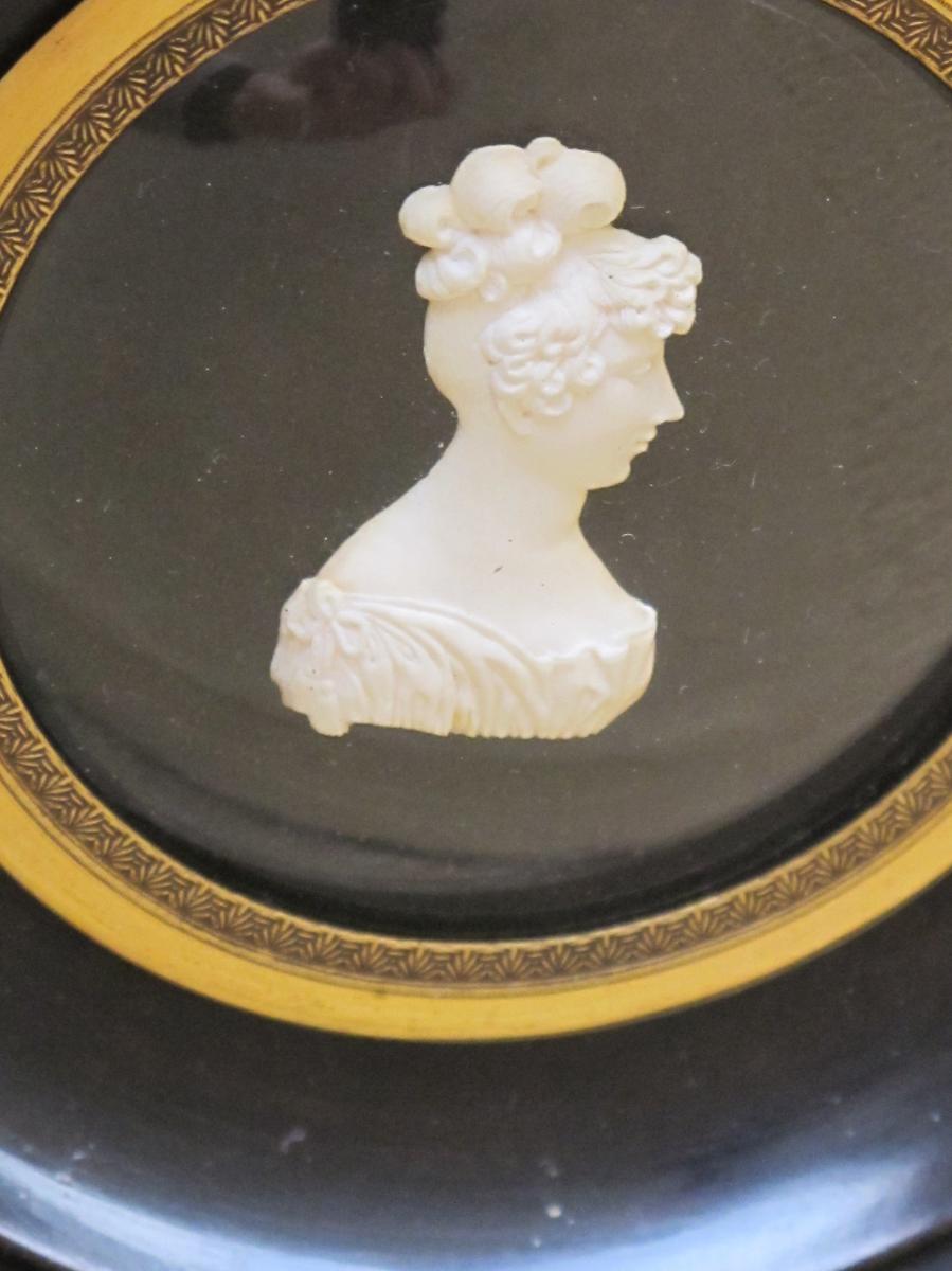 Profile Of Young Girl In Ivory Carved 1830-photo-1