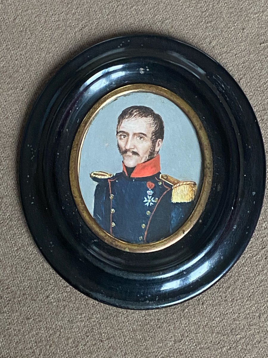 Miniature Military Soldier In The Legion Of Honor Empire Uniform