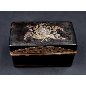 Rectangular Box 18th Century Gold Trim And 3 Tone Gold Inlays 