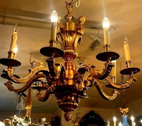 Grand Lustre En Bronze Doré De Style Louis XIV