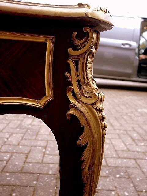 Louis XV Style Desk-photo-4