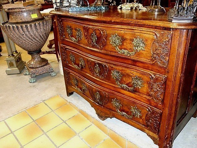 18th Century Chest Of Drawers -photo-4