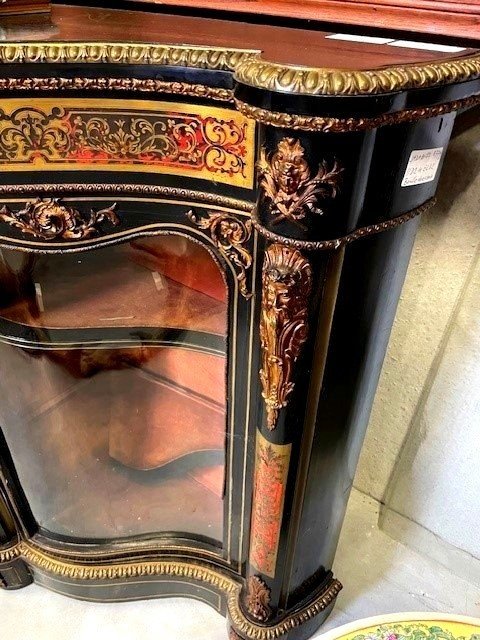 Large Napoleon III Dresser-photo-1