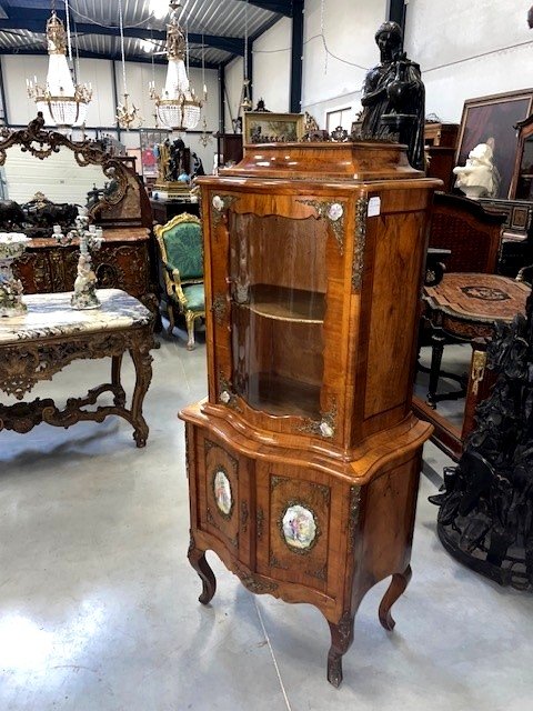 Baroque Style Display Cabinet 