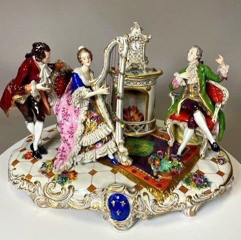 Groupe En Porcelaine -photo-4