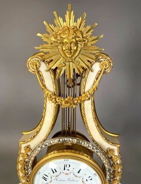 Louis XVI Style Lyra Clock-photo-1