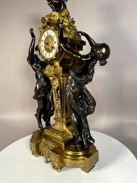 Louis XVI  Clock-photo-2