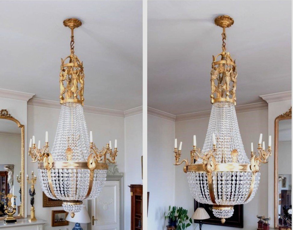 Pair Of "montgolfière" Chandeliers 