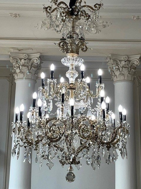 Palatial Size Baccarat Crystal Chandelier-photo-2