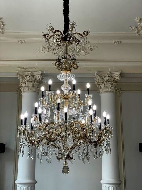 Monumental Baccarat Crystal Chandelier-photo-2