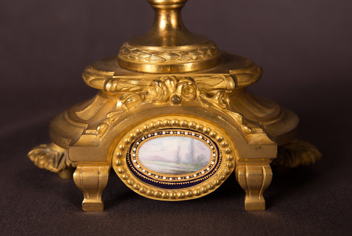 Clockset In Sèvres Porcelain And Gilt Bronze -photo-4