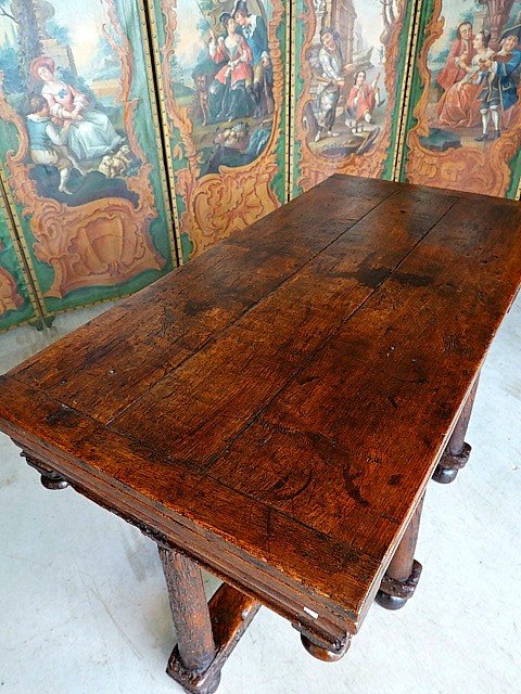 Renaissance Table-photo-5