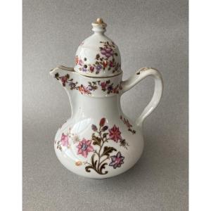 China:   Covered Porcelain Jug 18th Century