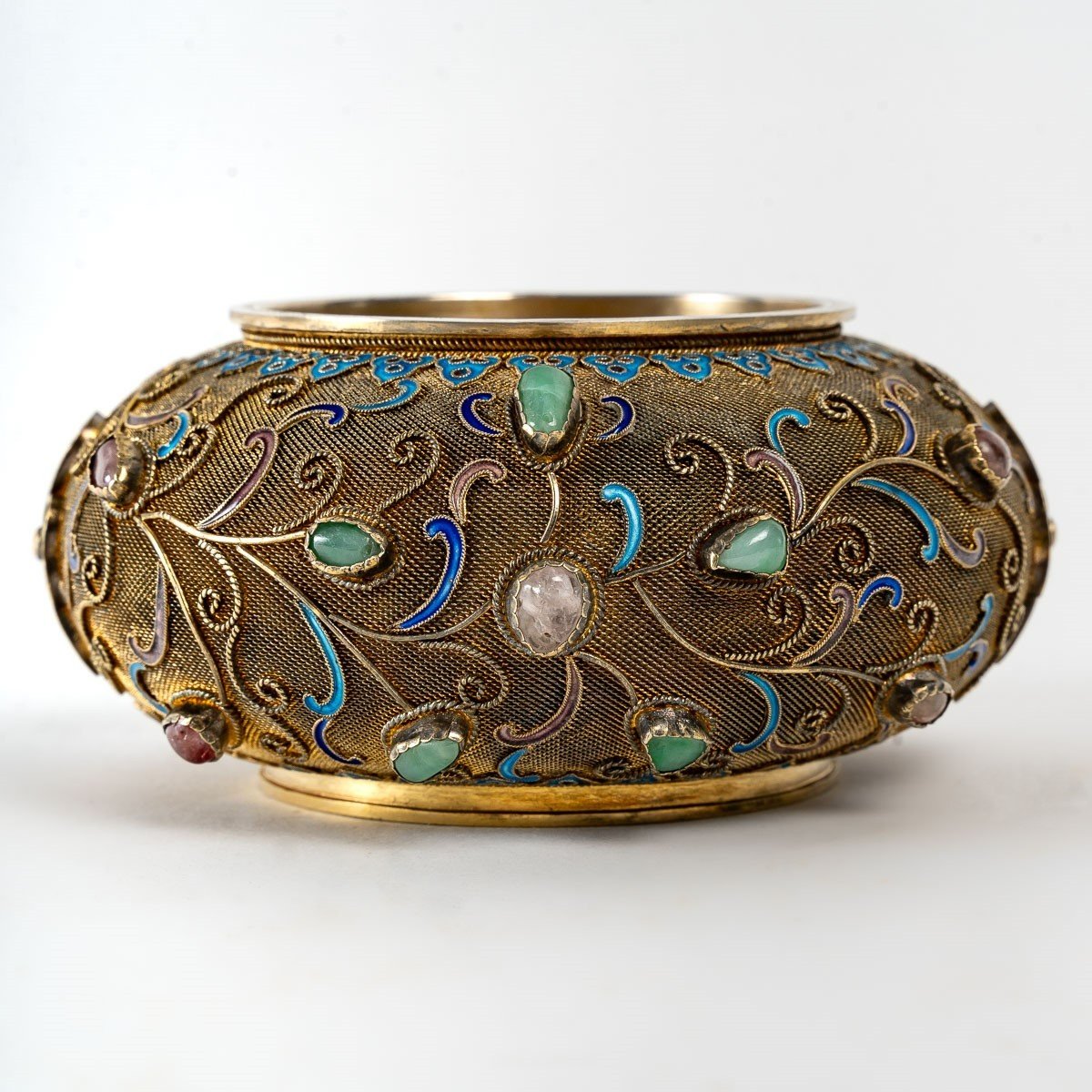 China: Jewel In Filigree Vermeil, Enamels And Set Stones.-photo-1