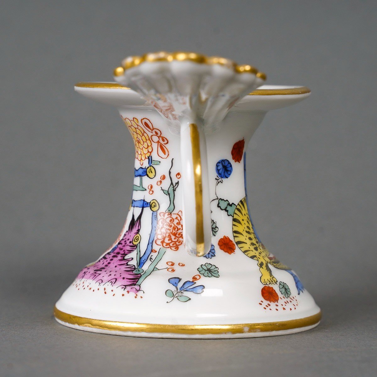 Meissen: Hand Candle Holder With Kakiemon Decoration, 19th-photo-1