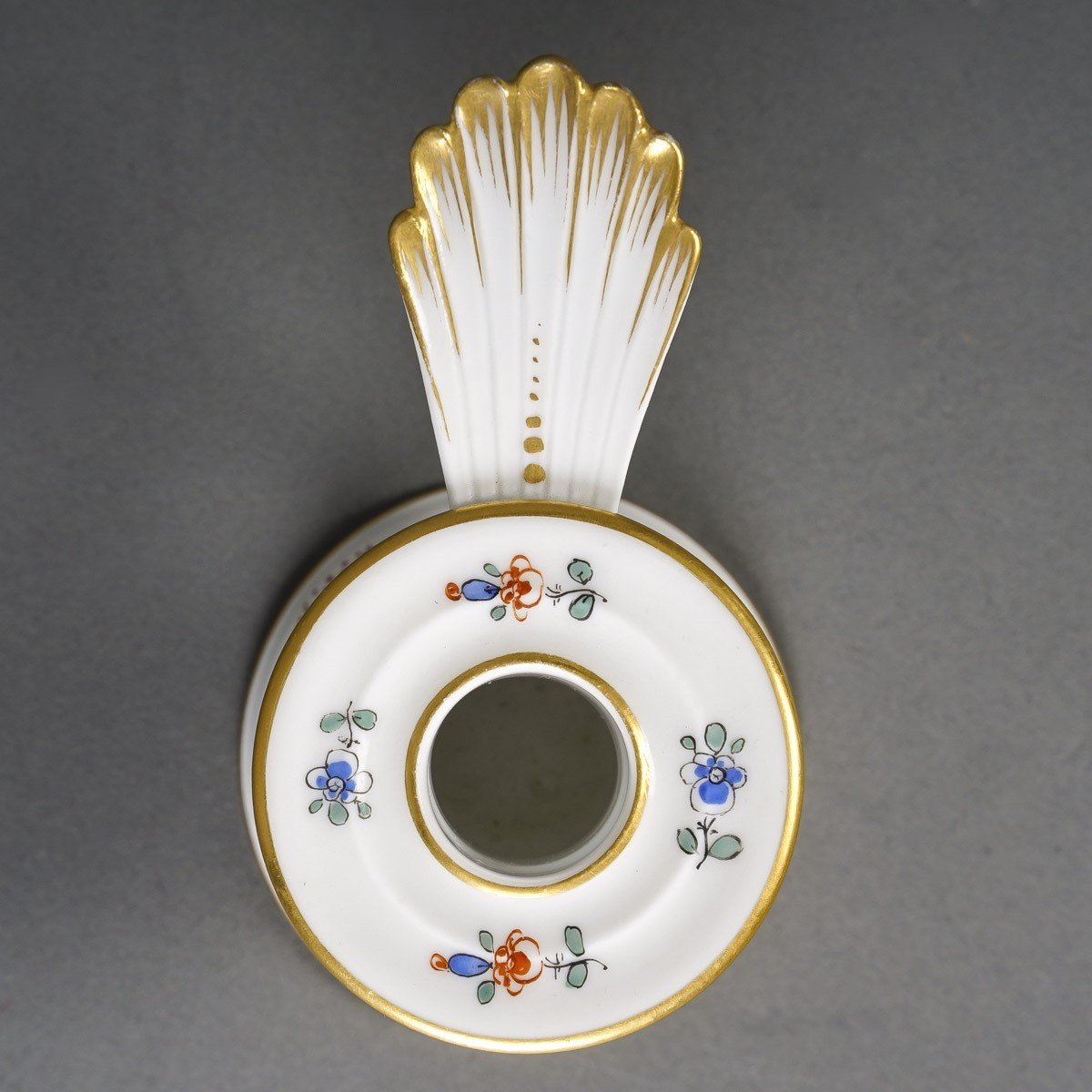 Meissen: Hand Candle Holder With Kakiemon Decoration, 19th-photo-3