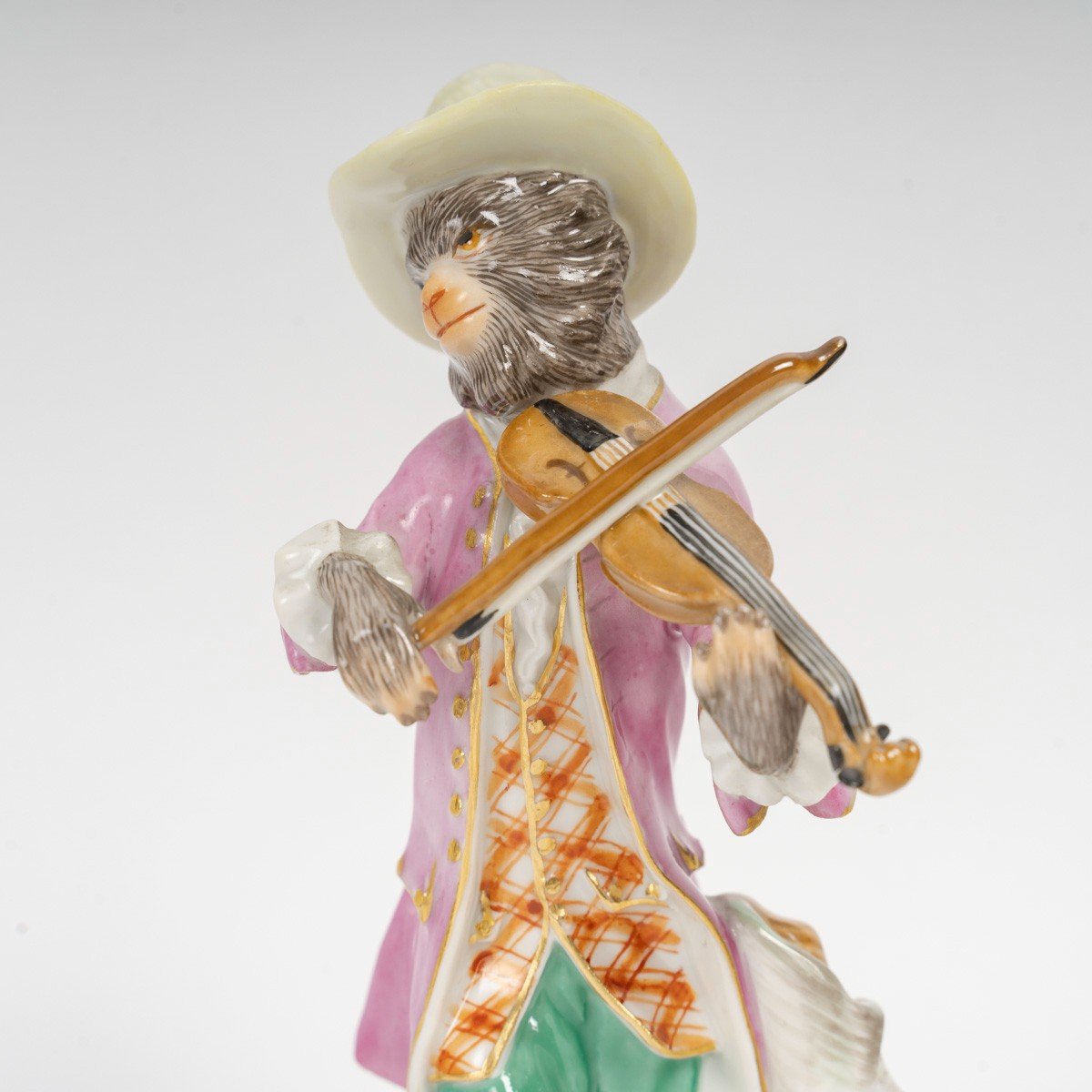 MEISSEN : Singe musicien en porcelaine, le violoniste, XXème siècle -photo-2