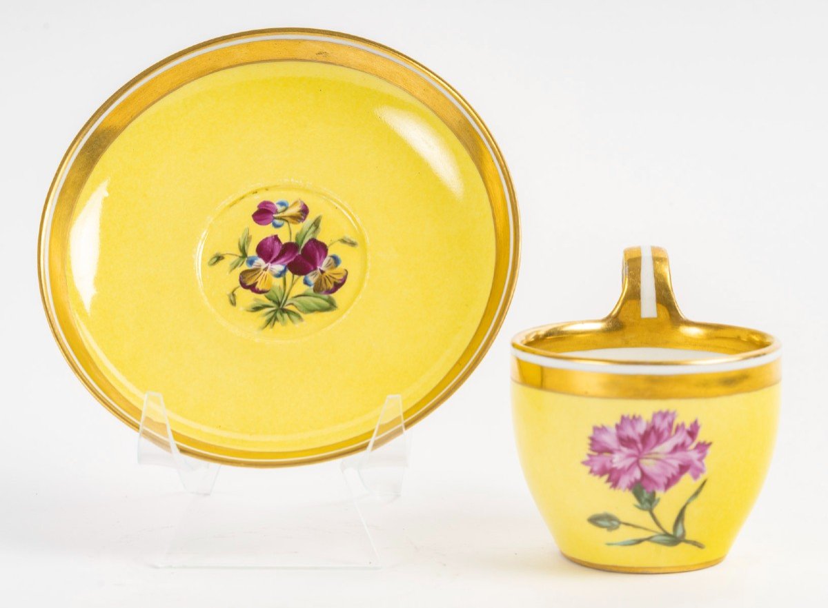 VIENNE : tasse et sa soucoupe au langage des fleurs datée de 1824-photo-3