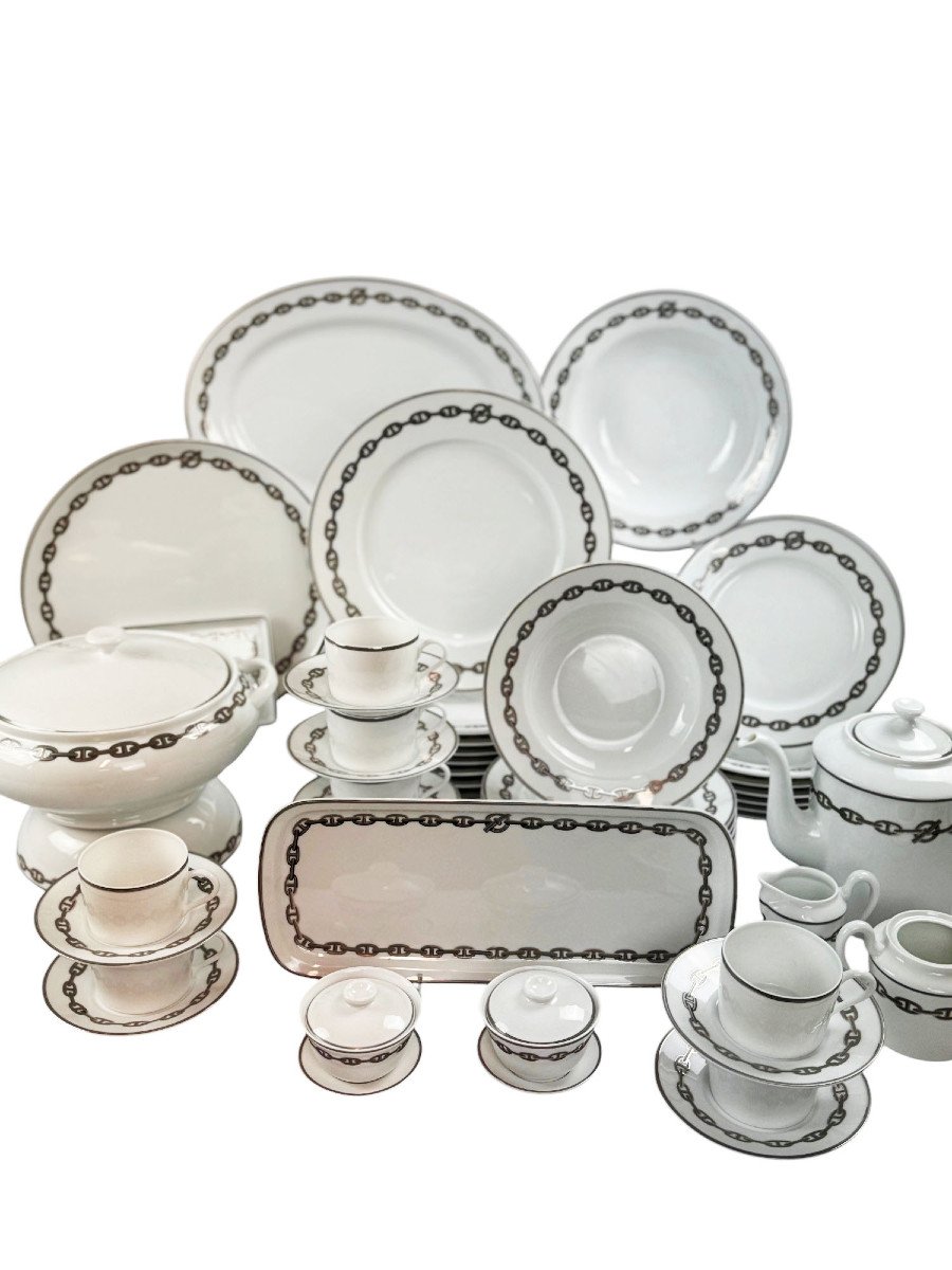 Porcelain Dinner Service, Maison Hermès, Platinum Anchor Chain Model, 61 Pieces.-photo-1