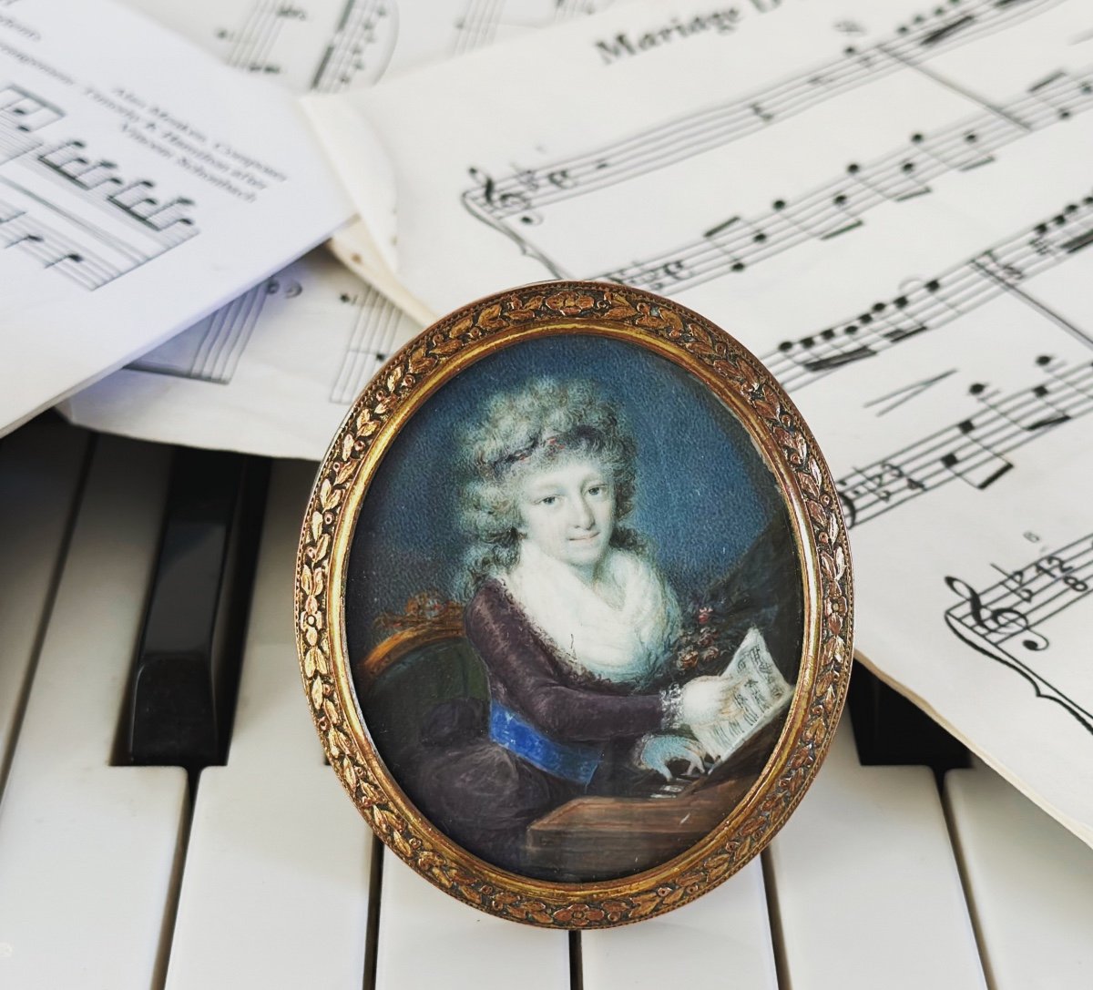 Miniature Portrait  d'Une Jeune Femme Jouant Du Clavecin, XVIIIe Siècle