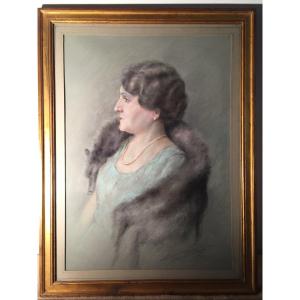 Jean Scherbeck (1898 - 1989) Portrait d'Une Femme en pastel
