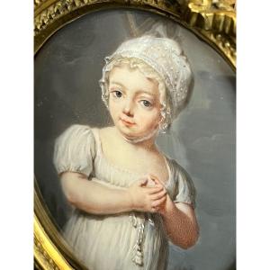 Miniature Portrait d'Un Enfant En Bonnet Blanc, époque Empire