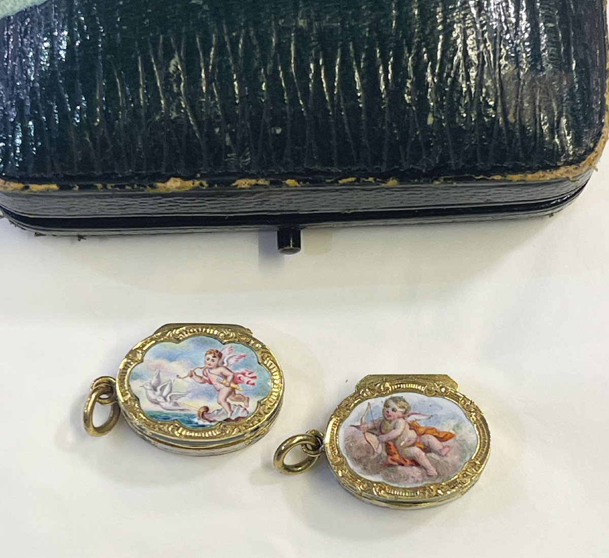 Enameled Gold Vinaigrettes, France 19th Century  -photo-5