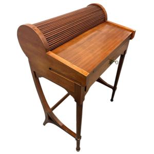 Petit bureau en bois Art Déco, Italie, vers 1930.