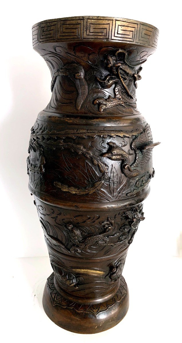 Large Japanese Bronze Vase With High Relief-photo-2