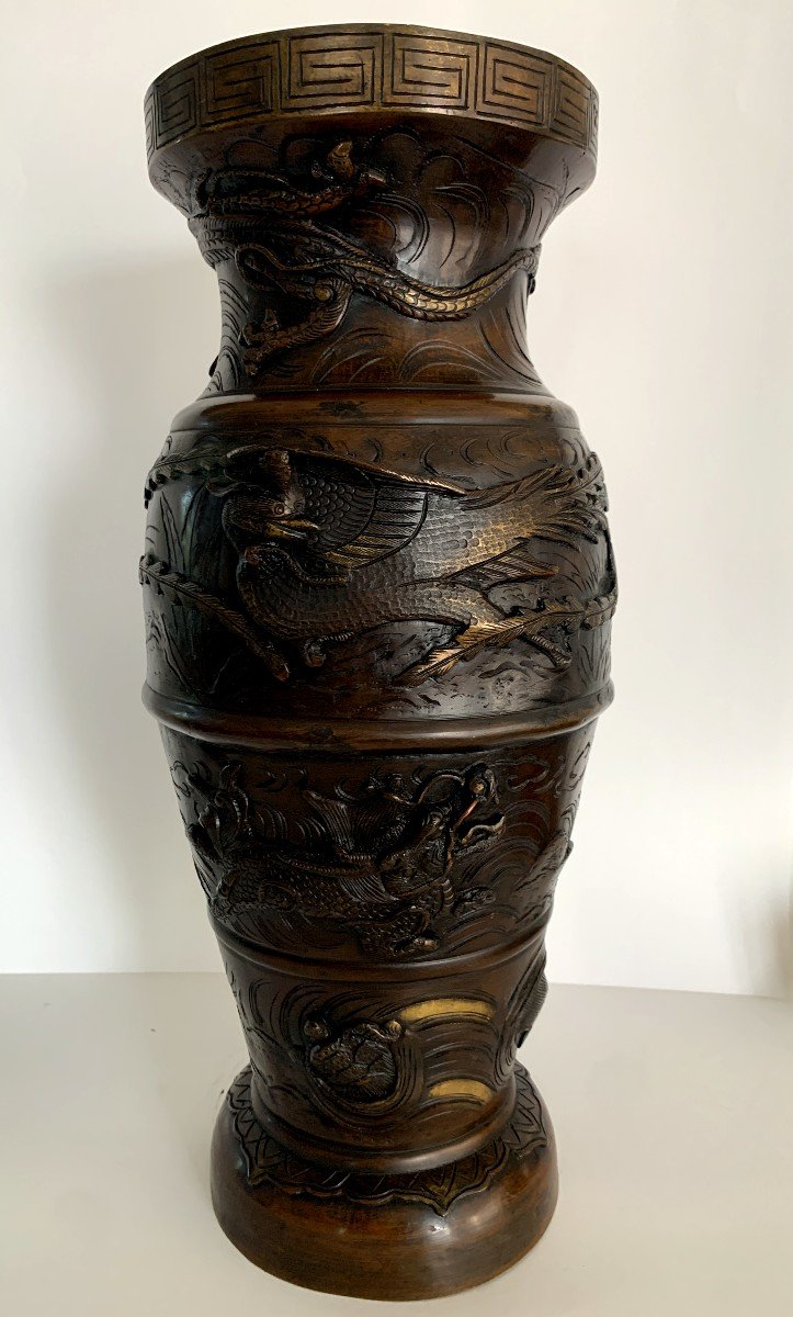 Grand Vase Japonais En Bronze à Haut Relief-photo-4